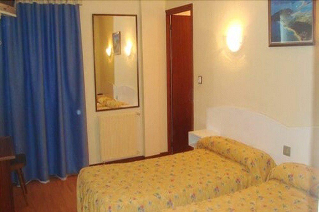 Hotel Costa Cantabra Арґоньос Екстер'єр фото