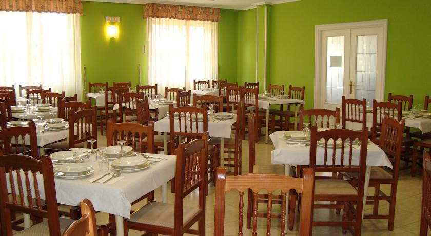Hotel Costa Cantabra Арґоньос Екстер'єр фото